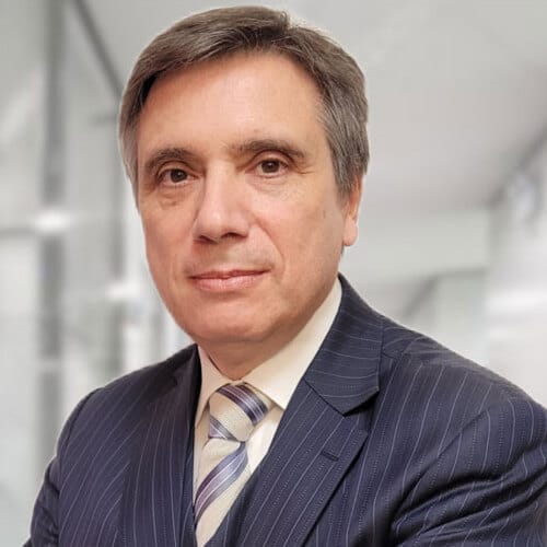Ahmed ANTRI-BOUZAR, avocat en droit immobilier au Barreau de Paris
